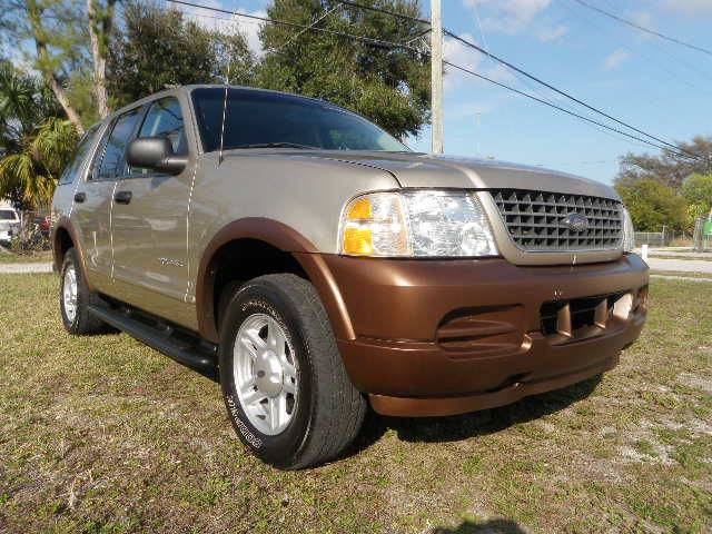 Ford Explorer 2002 photo 4