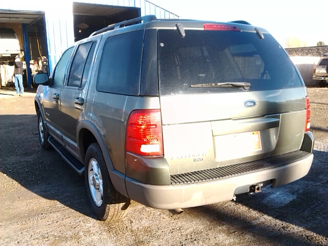 Ford Explorer 2002 photo 1