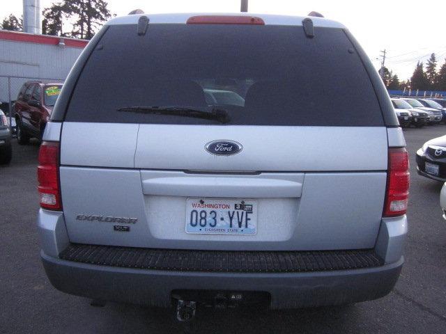 Ford Explorer 2002 photo 3