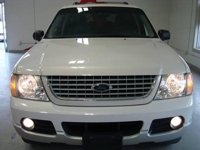 Ford Explorer 2002 photo 1