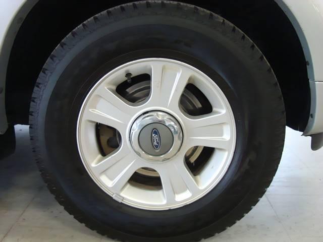 Ford Explorer 2002 photo 3