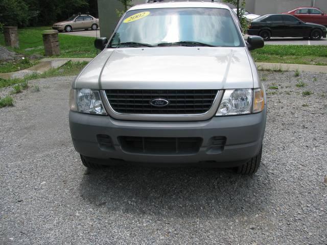 Ford Explorer 2002 photo 1