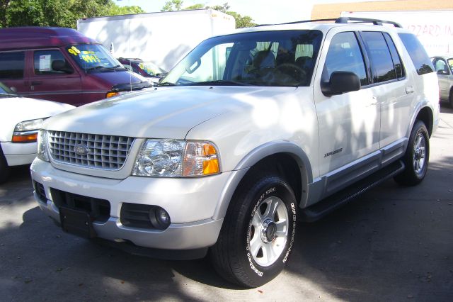 Ford Explorer 2002 photo 3
