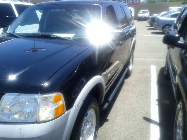 Ford Explorer 2002 photo 1