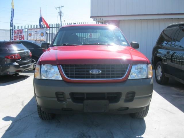 Ford Explorer 2002 photo 2