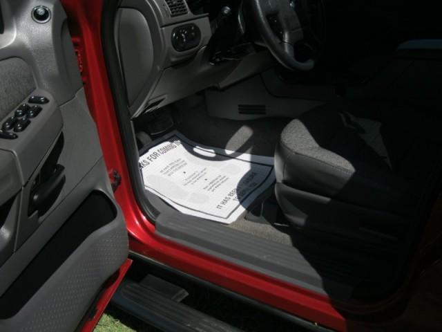 Ford Explorer 2002 photo 4