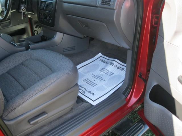 Ford Explorer 2002 photo 5