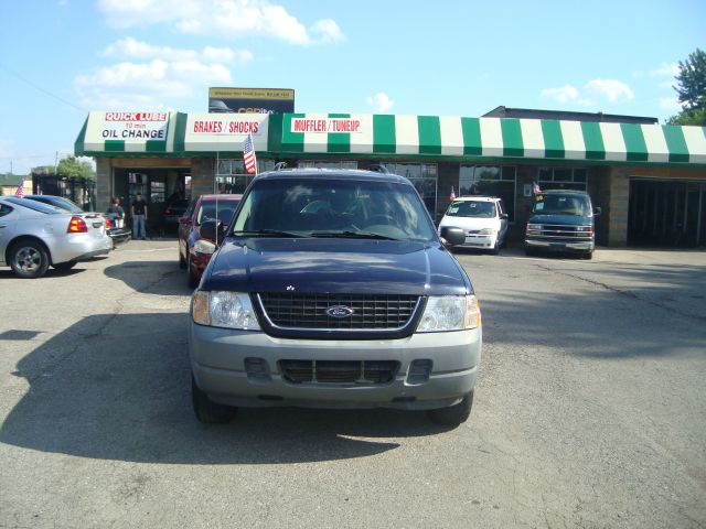 Ford Explorer 2002 photo 3