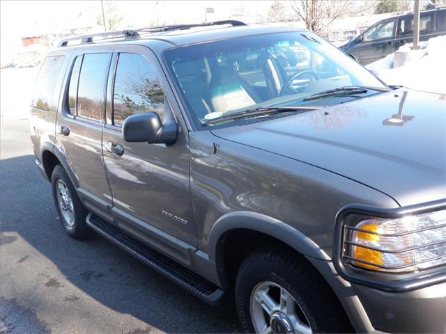 Ford Explorer 2002 photo 2