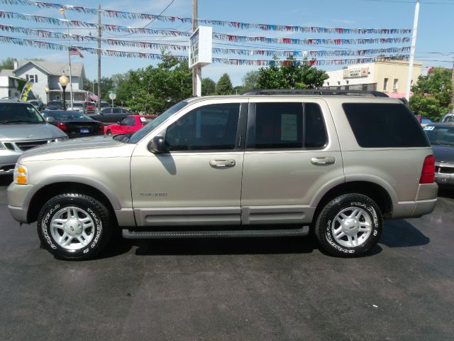 Ford Explorer 2002 photo 2
