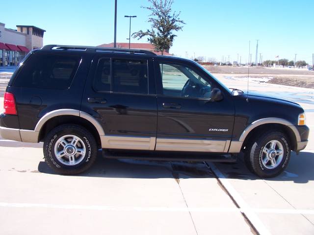Ford Explorer 2002 photo 4