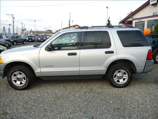 Ford Explorer 2002 photo 2