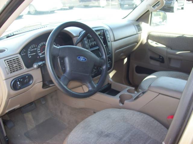 Ford Explorer 2002 photo 5