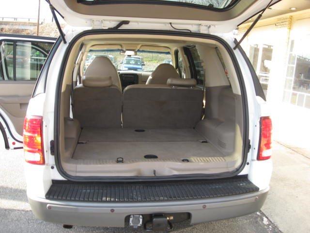 Ford Explorer 2002 photo 4