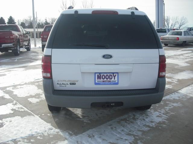 Ford Explorer 2002 photo 3