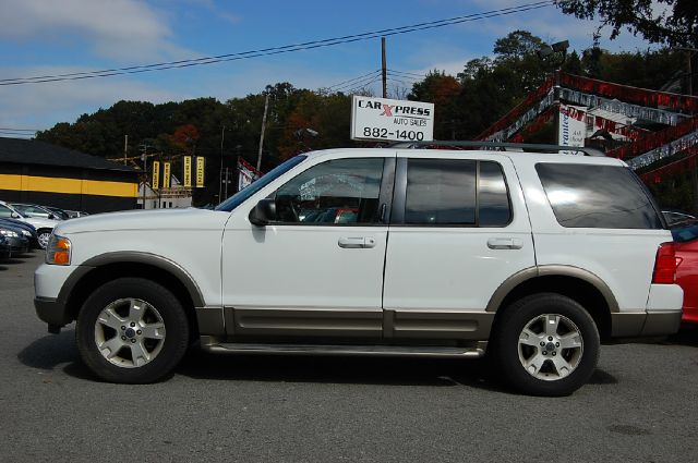 Ford Explorer 2003 photo 2
