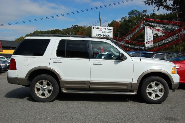 Ford Explorer 2003 photo 3