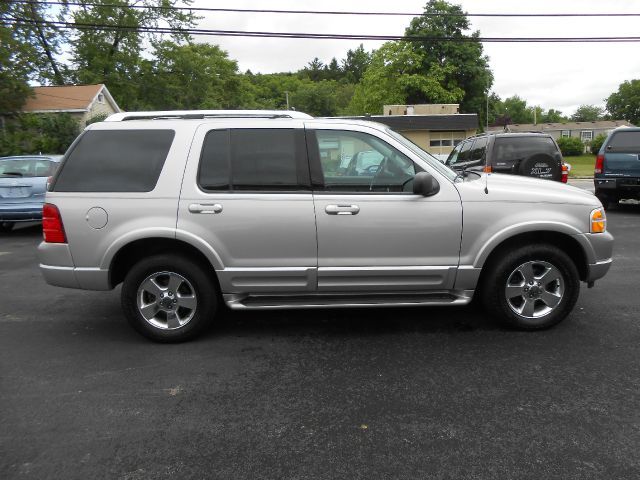 Ford Explorer 2003 photo 11