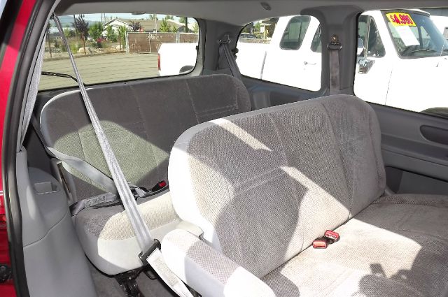 Ford Explorer 2003 photo 3