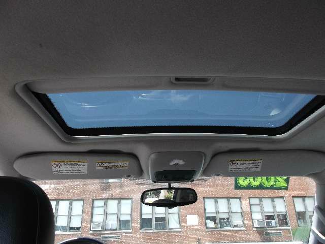 Ford Explorer 2003 photo 4