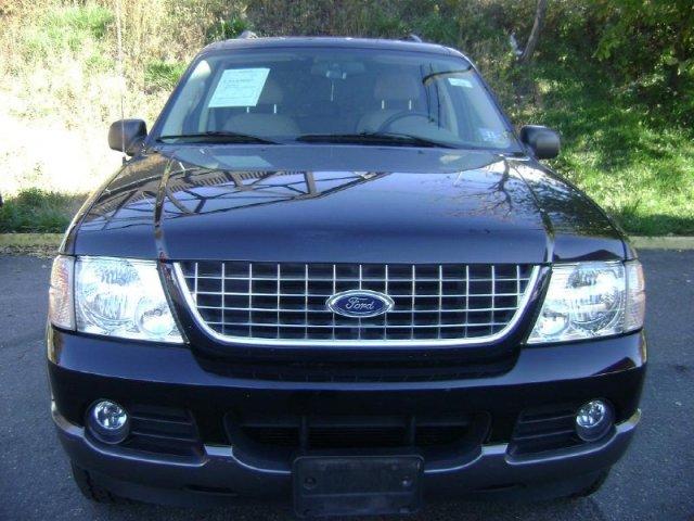 Ford Explorer 2003 photo 2