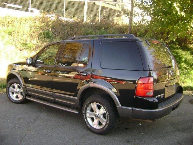 Ford Explorer 2003 photo 3