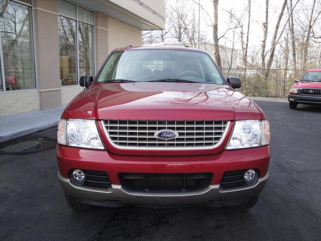 Ford Explorer 2003 photo 1