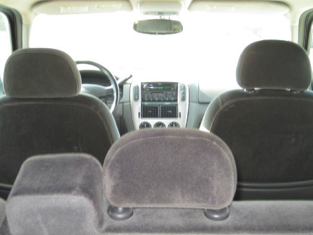 Ford Explorer 2003 photo 1
