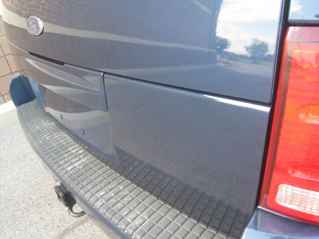 Ford Explorer 2003 photo 12