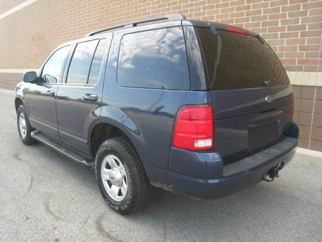 Ford Explorer 2003 photo 13