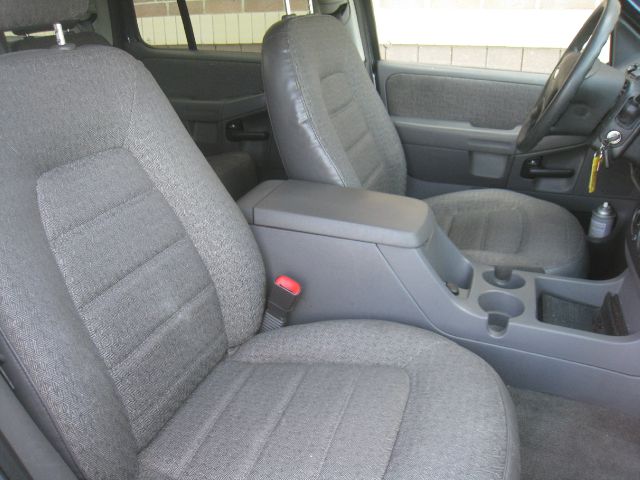 Ford Explorer 2003 photo 22