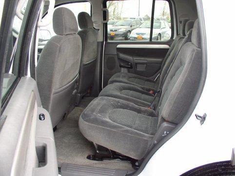 Ford Explorer 2003 photo 2