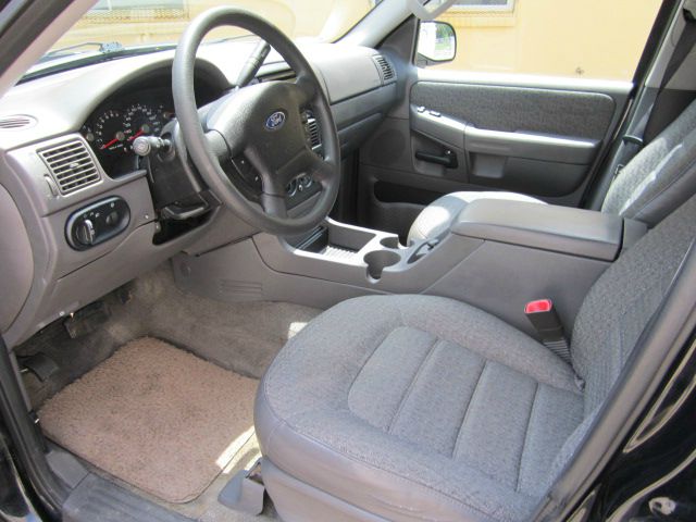 Ford Explorer 2003 photo 9