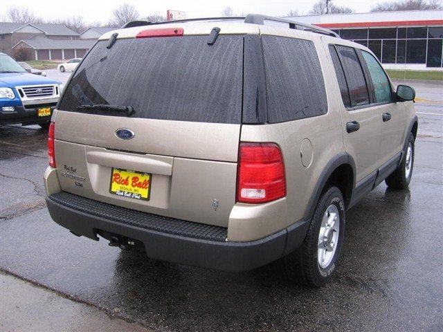Ford Explorer 2003 photo 5