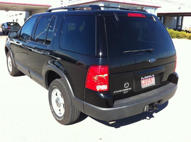 Ford Explorer 2003 photo 3