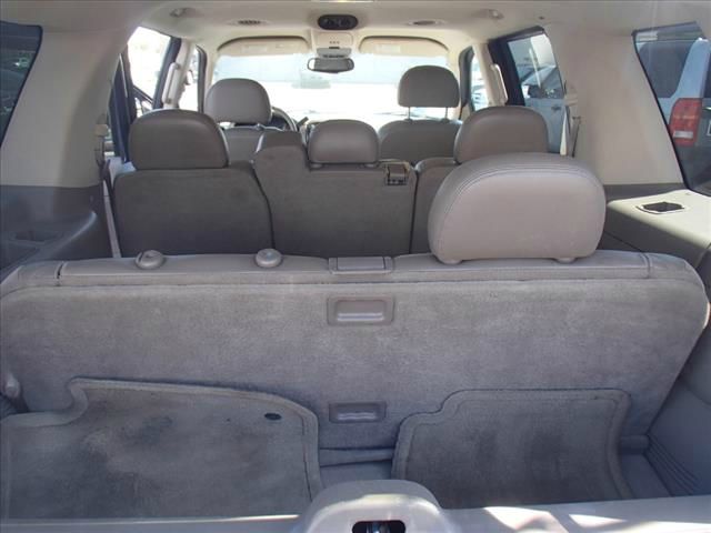 Ford Explorer 2003 photo 3