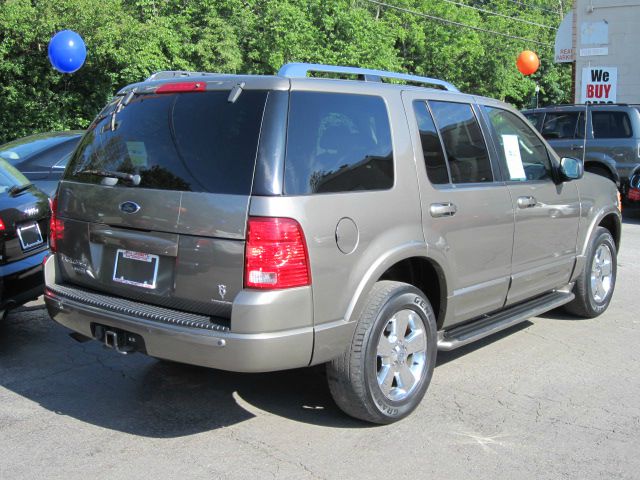 Ford Explorer 2003 photo 3