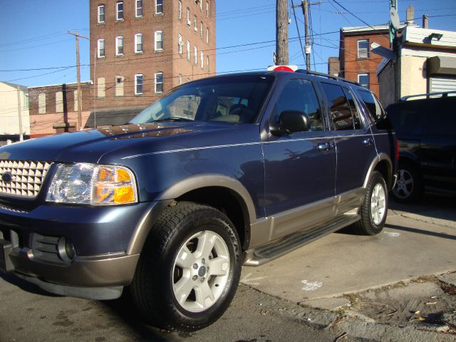 Ford Explorer 2003 photo 4