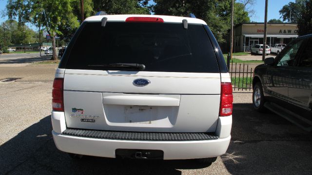 Ford Explorer 2003 photo 1
