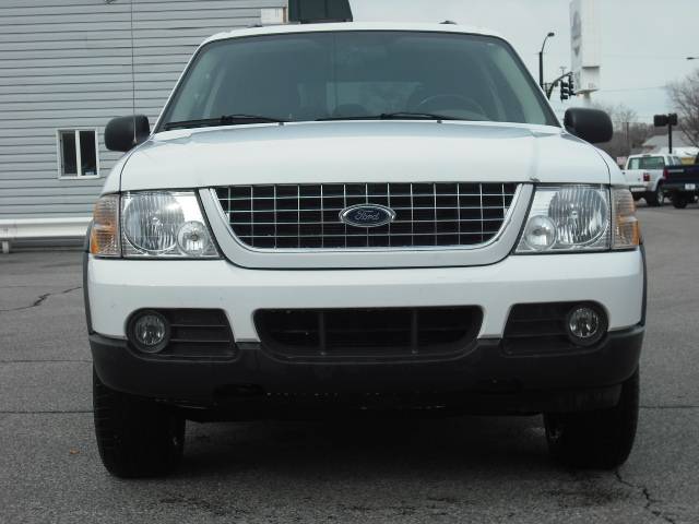 Ford Explorer 2003 photo 3