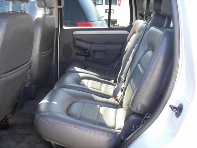 Ford Explorer 2003 photo 5
