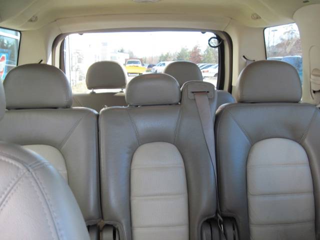 Ford Explorer 2003 photo 4