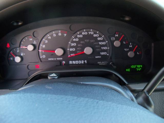 Ford Explorer 2003 photo 1