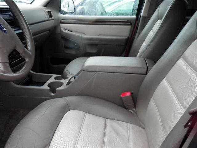 Ford Explorer 2003 photo 2