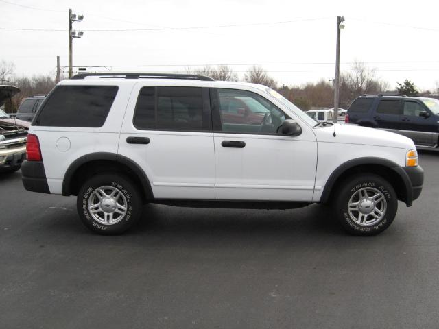 Ford Explorer 2003 photo 4
