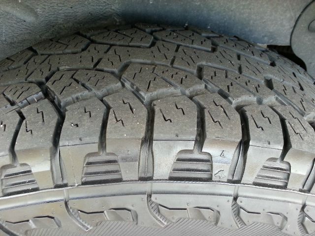 Ford Explorer 2003 photo 1