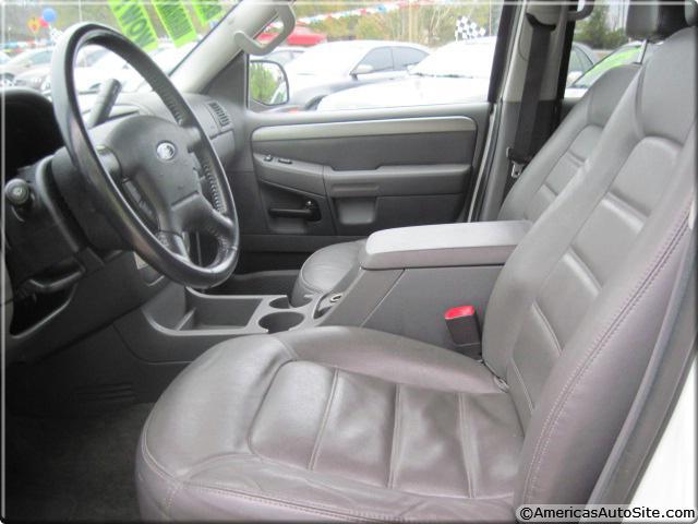 Ford Explorer 2003 photo 5