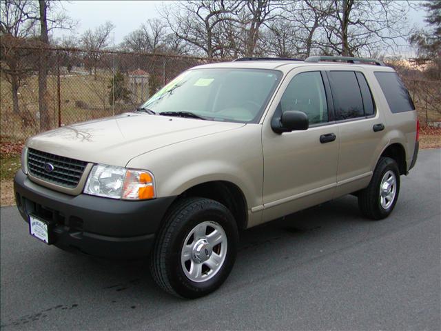 Ford Explorer 2003 photo 1