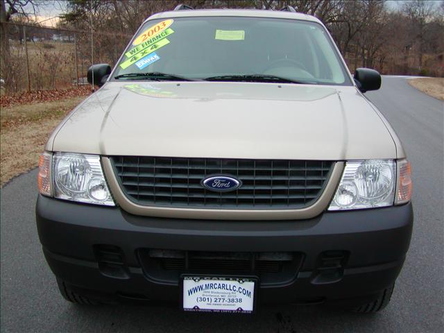 Ford Explorer 2003 photo 2