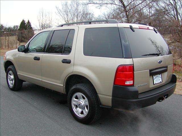 Ford Explorer 2003 photo 4
